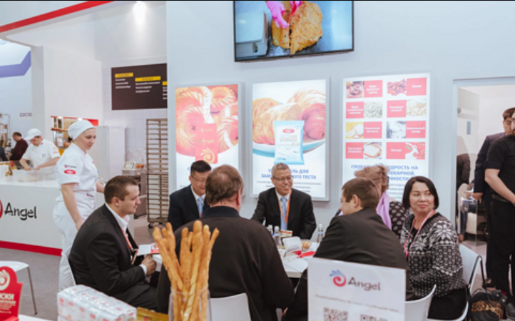 國(guó)際展會(huì)展臺(tái)設(shè)計(jì)搭建:跨文化視覺適配、海外搭建團(tuán)隊(duì)協(xié)作的注意事項(xiàng) 國(guó)際展會(huì)展臺(tái)設(shè)計(jì)搭建:跨文化視覺適配、海外搭建團(tuán)隊(duì)協(xié)作的注意事項(xiàng)