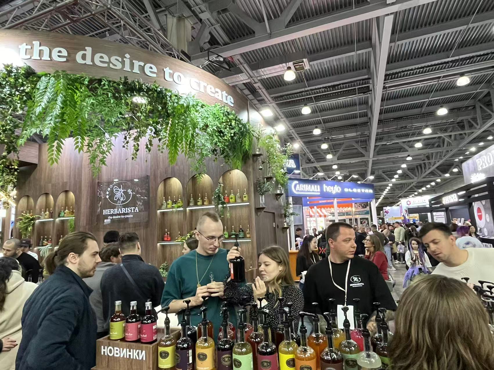 偉佳展覽.jpg 偉佳展覽.jpg